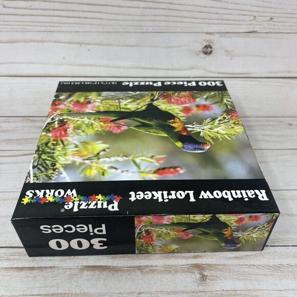 Rainbow Lorikeet 300 Piece Puzzle Works 18.11X 12 NEW - Picture 8 of 9